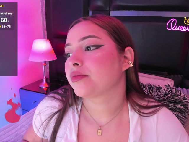 EinnyMure live cam on BongaCams