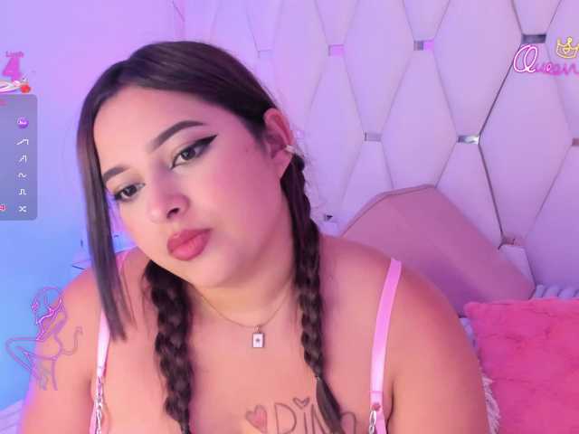EinnyMure live cam on BongaCams
