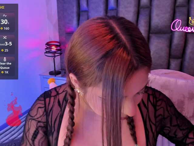EinnyMure live cam on BongaCams
