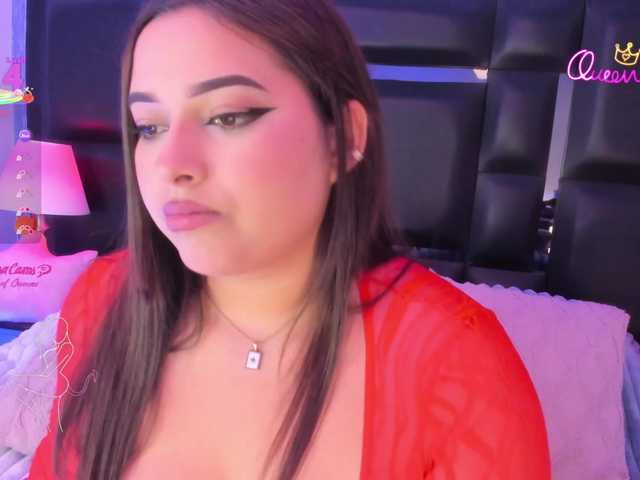 EinnyMure live cam on BongaCams
