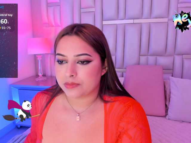 EinnyMure live cam preview