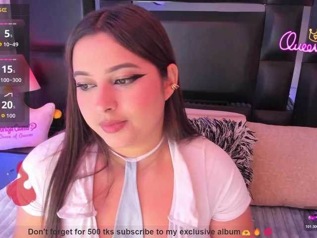 EinnyMure live cam on BongaCams