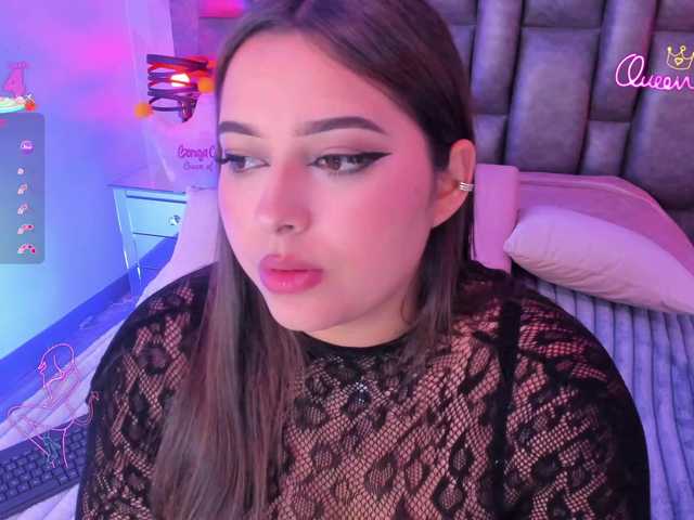 EinnyMure live cam on BongaCams