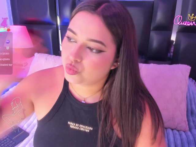 EinnyMure live cam on BongaCams
