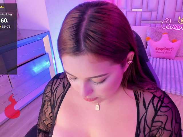 EinnyMure live cam on BongaCams