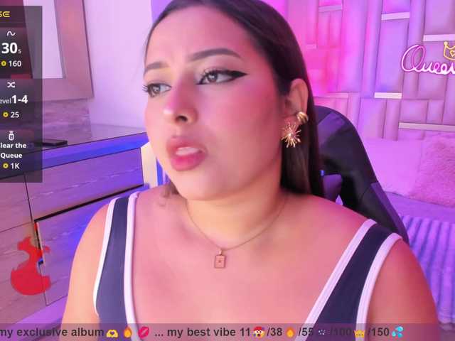 EinnyMure live webcam show
