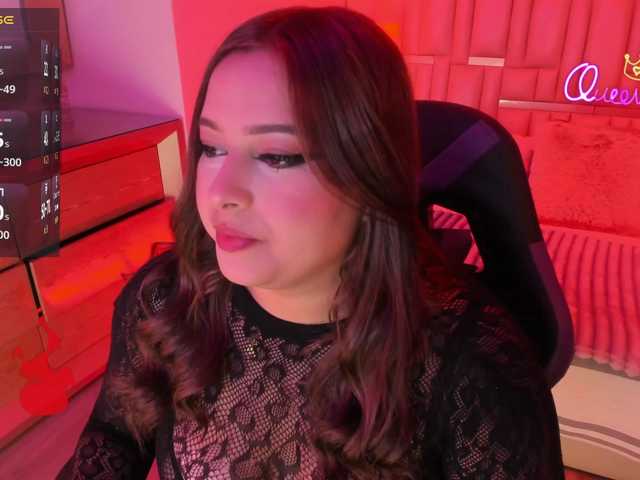 EinnyMure live cam on BongaCams