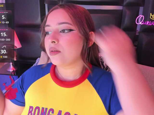 EinnyMure live cam on BongaCams