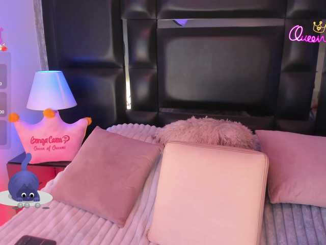 EinnyMure's BongaCams show and profile