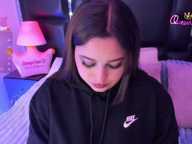 EinnyMure live cam on BongaCams