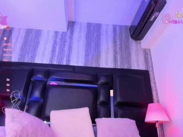 EinnyMure live cam on BongaCams