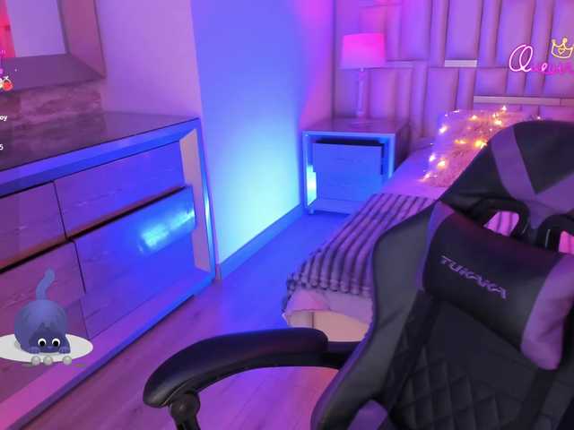 EinnyMure's BongaCams show and profile