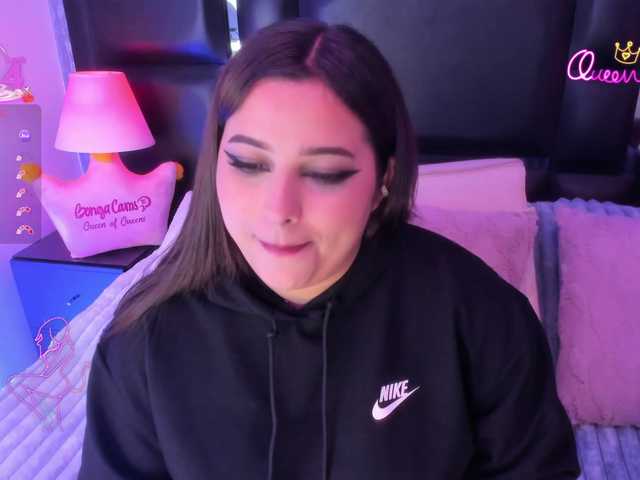 EinnyMure live cam on BongaCams