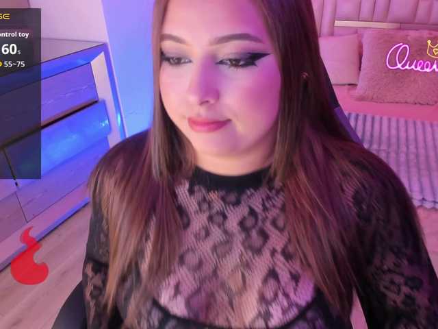 EinnyMure live cam on BongaCams