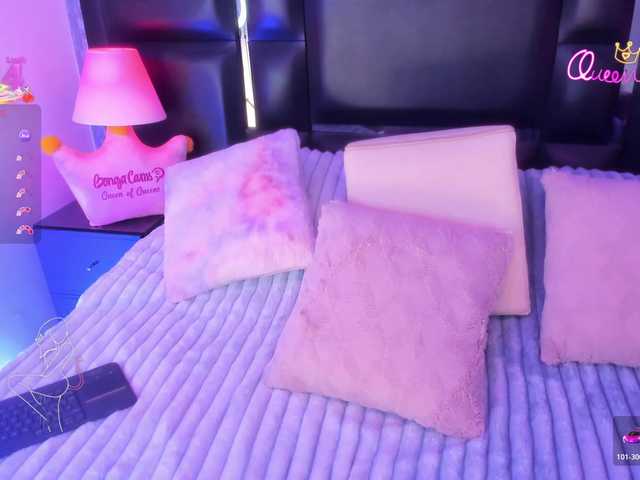 EinnyMure live cam on BongaCams