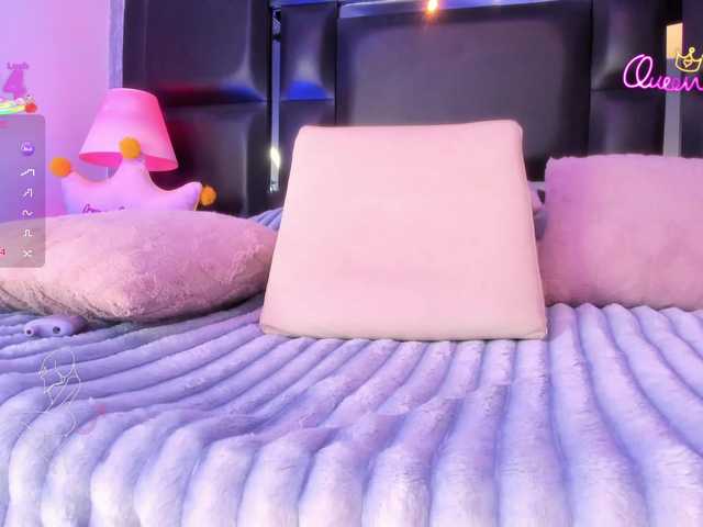 EinnyMure live cam on BongaCams