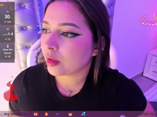 EinnyMure live cam