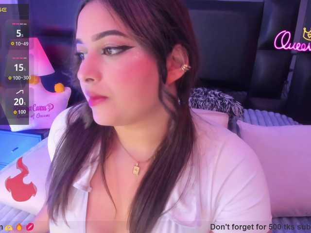 EinnyMure live cam on BongaCams