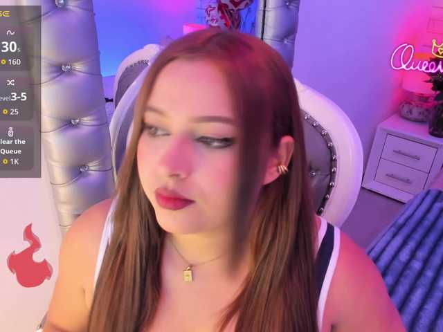 EinnyMure live cam on BongaCams