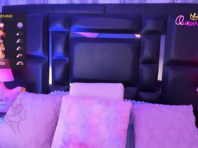 EinnyMure live cam on BongaCams