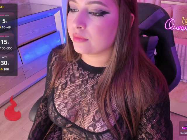EinnyMure live cam on BongaCams