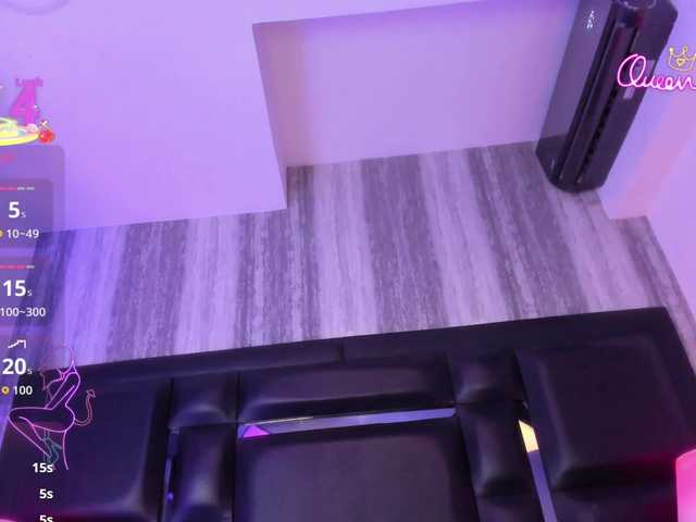 EinnyMure live cam on BongaCams