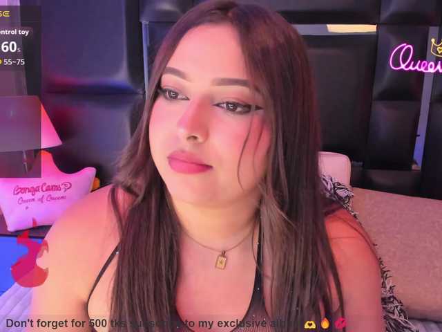 EinnyMure live cam on BongaCams