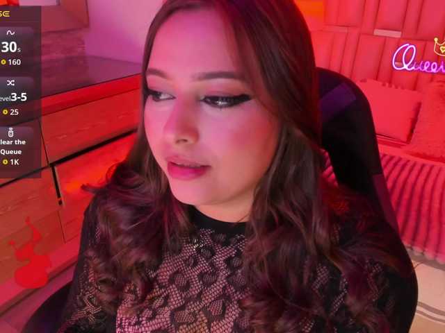 EinnyMure live cam on BongaCams