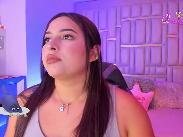 EinnyMure's BongaCams show and profile