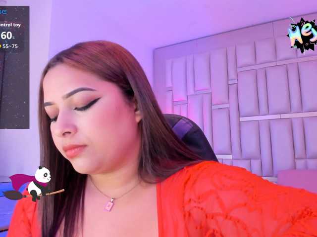 EinnyMure live cam preview