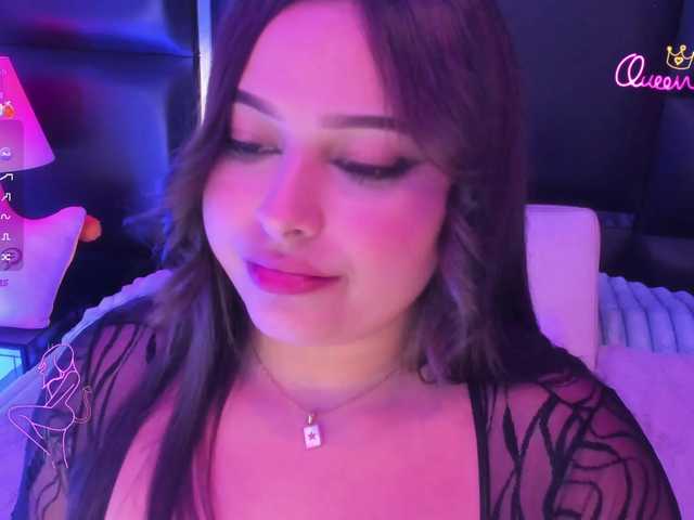 EinnyMure live cam on BongaCams