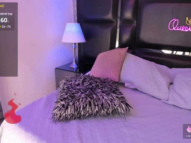 EinnyMure live webcam show