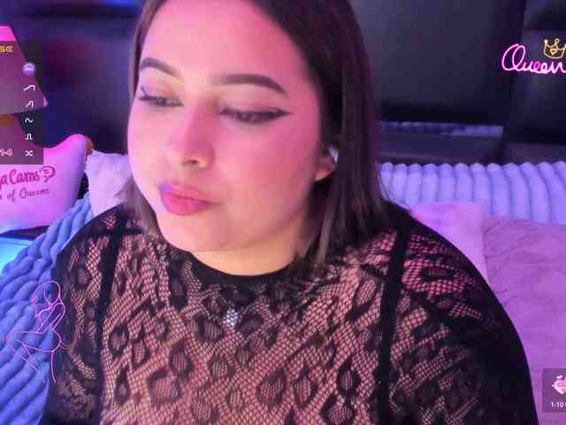 EinnyMure Live Webcam on BongaCams