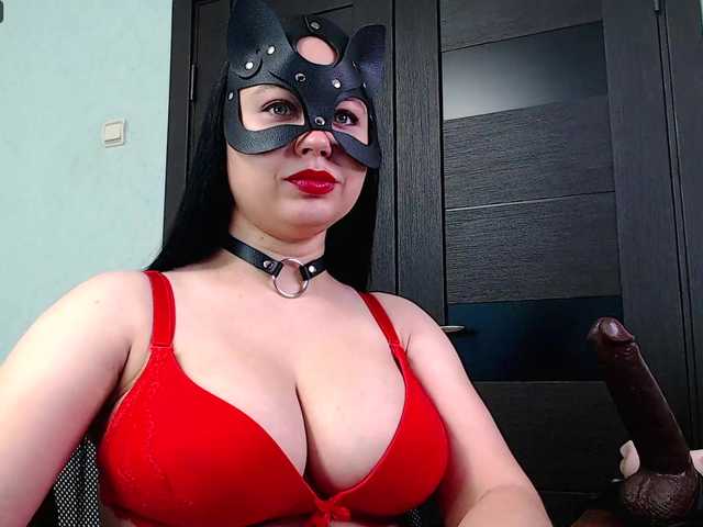 Lilydomi — live female cam