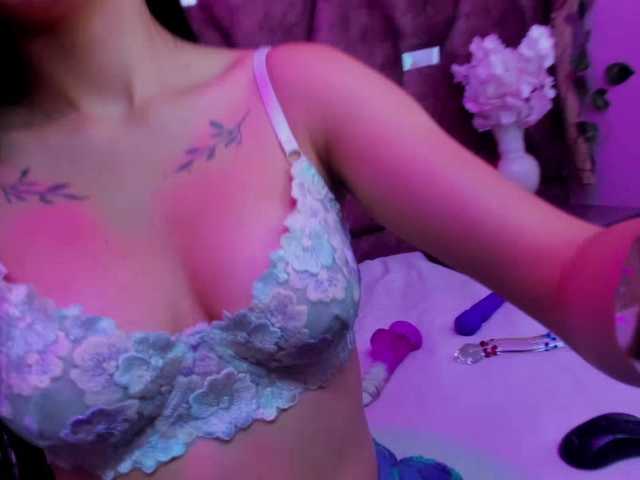 kattyqueenn live cam on BongaCams