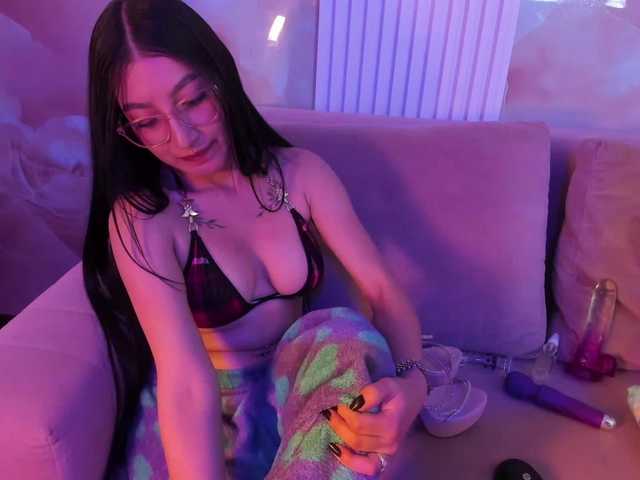 kattyqueenn live cam on BongaCams
