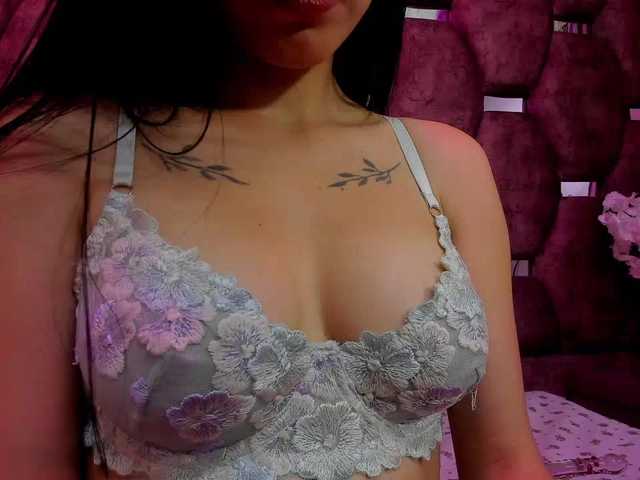 kattyqueenn live cam on BongaCams