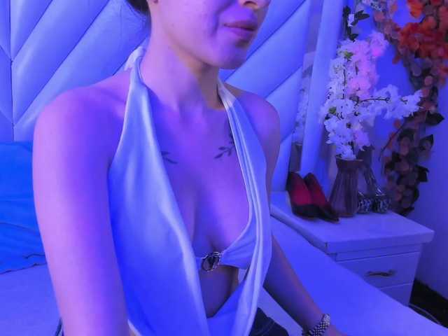 kattyqueenn live cam on BongaCams