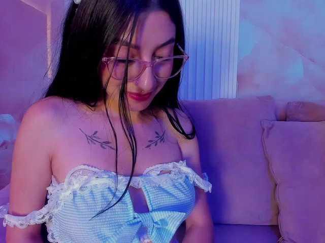 kattyqueenn live cam on BongaCams