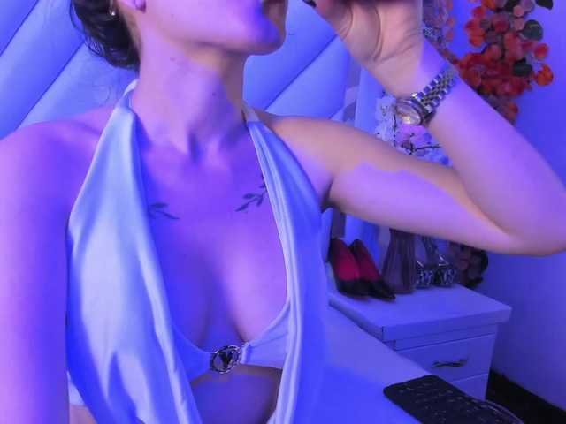 kattyqueenn live cam on BongaCams