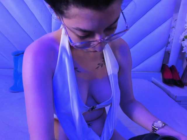 kattyqueenn live cam on BongaCams