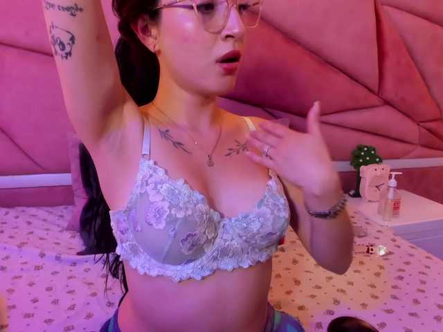 kattyqueenn live cam on BongaCams