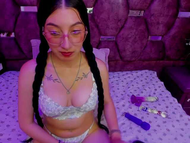 kattyqueenn live cam on BongaCams