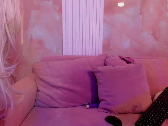 kattyqueenn live cam on BongaCams