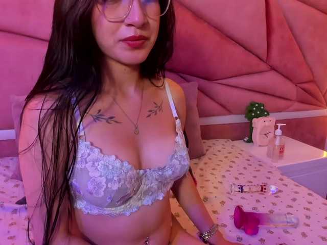 kattyqueenn live cam on BongaCams