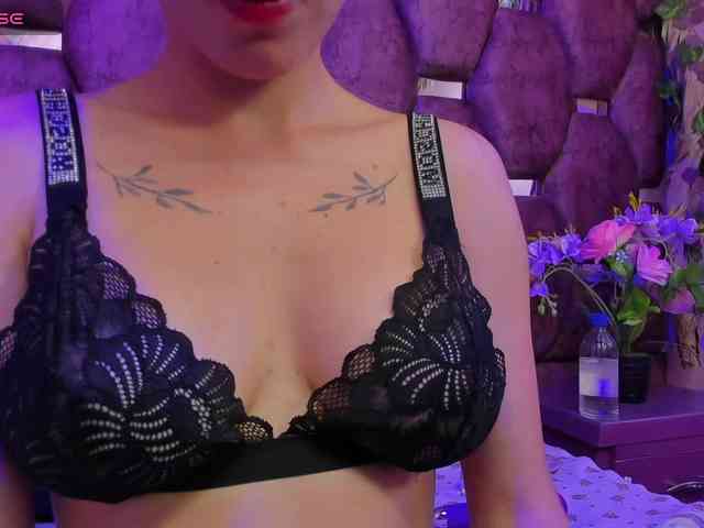 kattyqueenn webcam