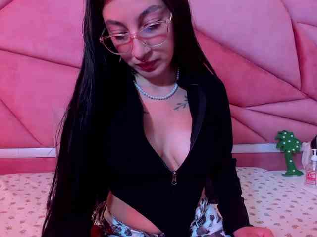 kattyqueenn webcam