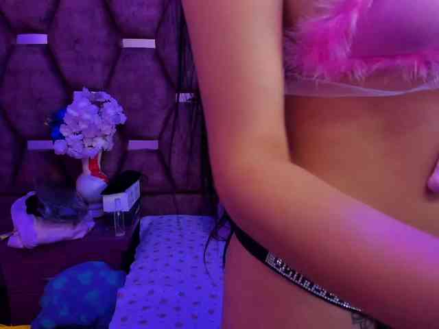 kattyqueenn webcam