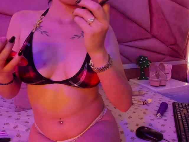 kattyqueenn webcam