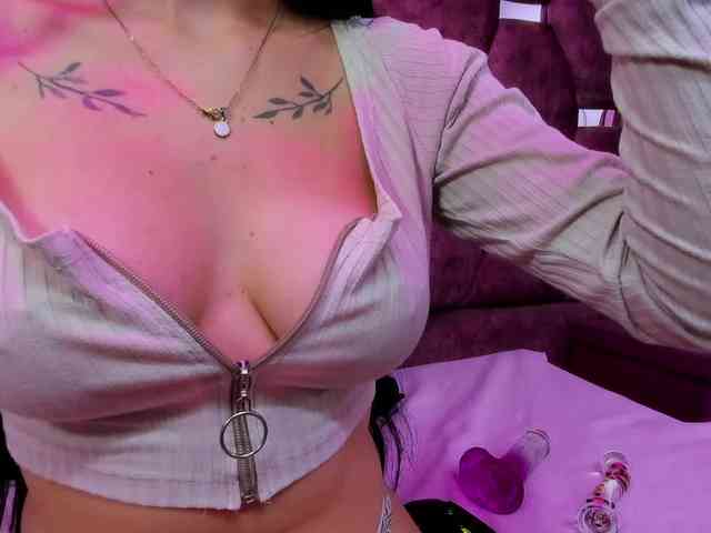 kattyqueenn webcam